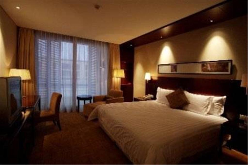 Howard Johnson Plaza Lingang Shanghai Nanhui Bilik gambar