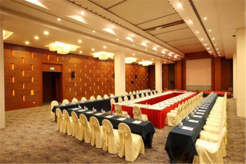 Howard Johnson Plaza Lingang Shanghai Nanhui Luaran gambar