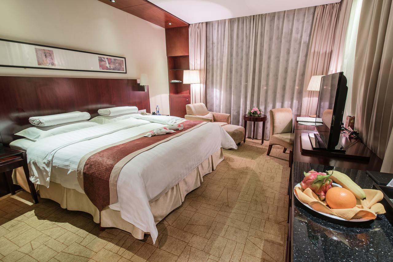 Howard Johnson Plaza Lingang Shanghai Nanhui Luaran gambar