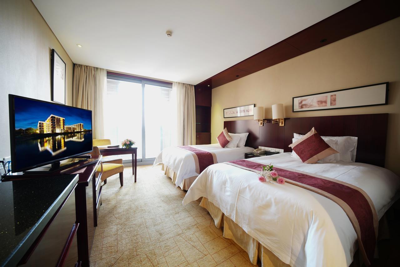 Howard Johnson Plaza Lingang Shanghai Nanhui Luaran gambar