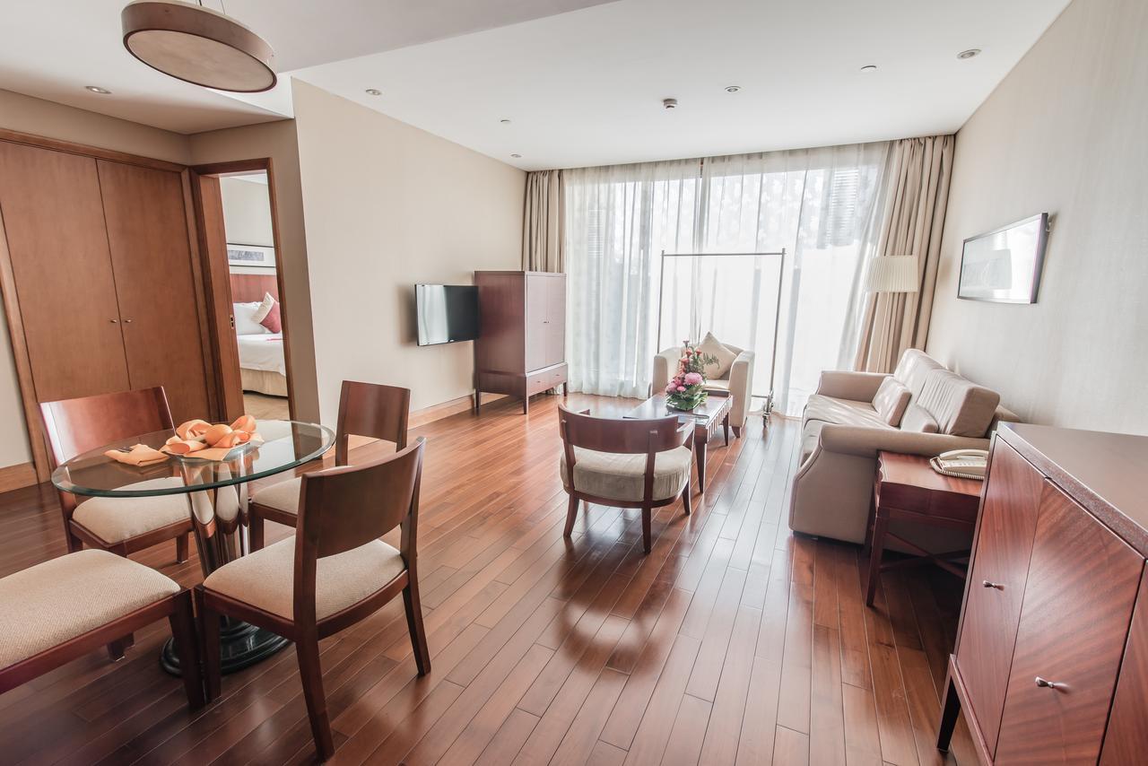 Howard Johnson Plaza Lingang Shanghai Nanhui Luaran gambar